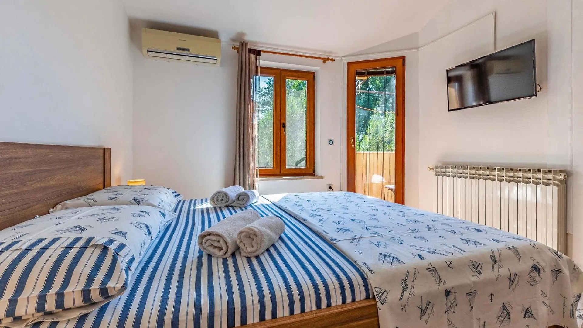 Apartment Eva Medulin